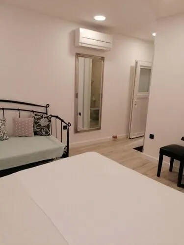 Apartments Nikolla Split 0*,