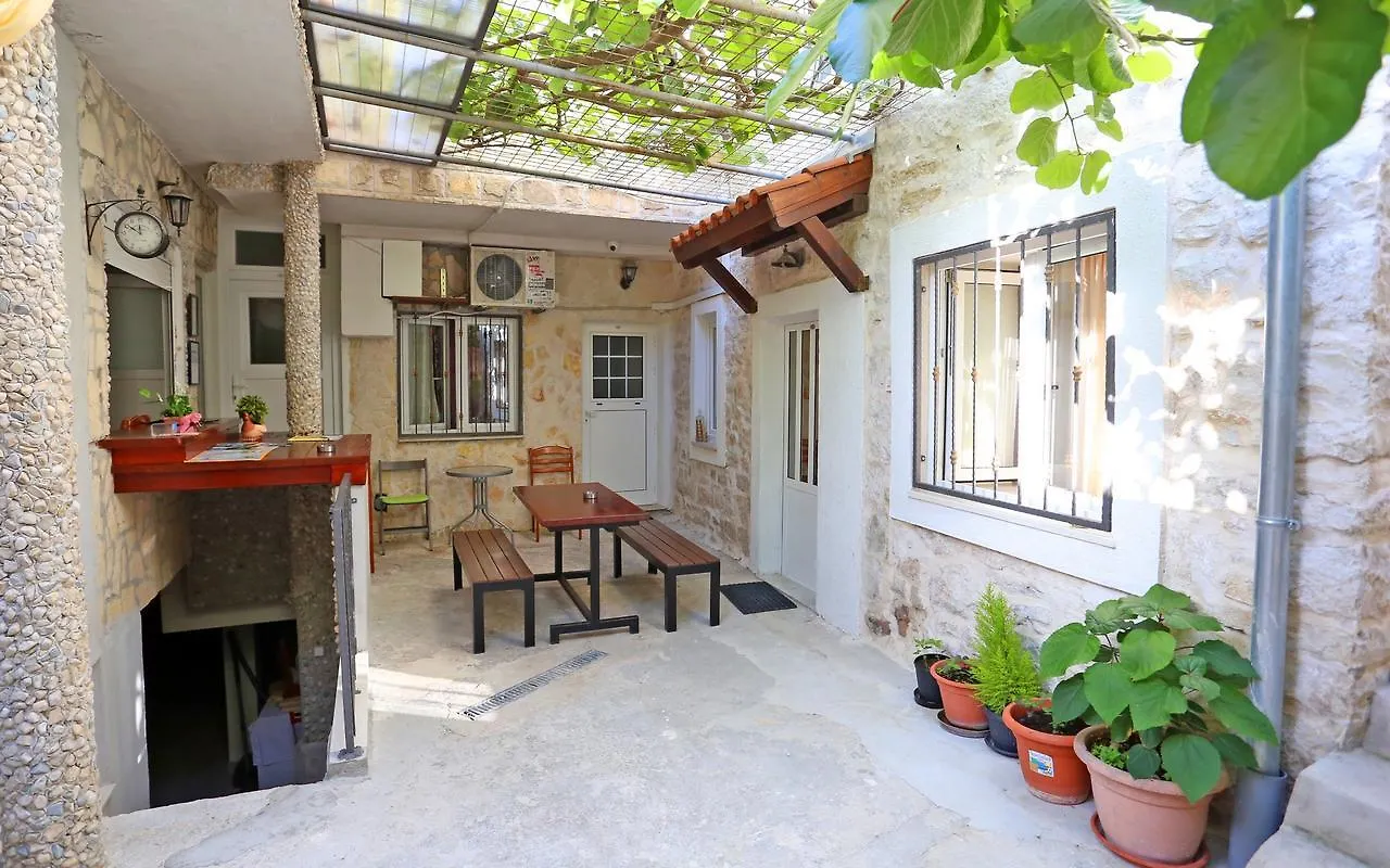 Apartments Nikolla Split