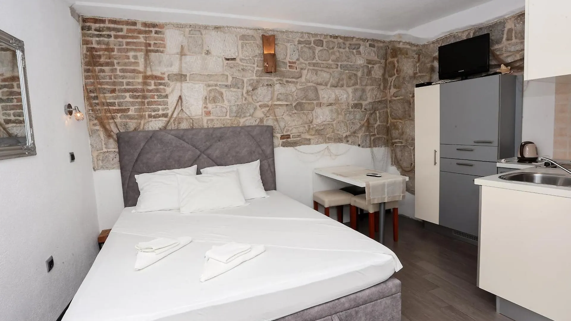 Apartments Nikolla 스플리트