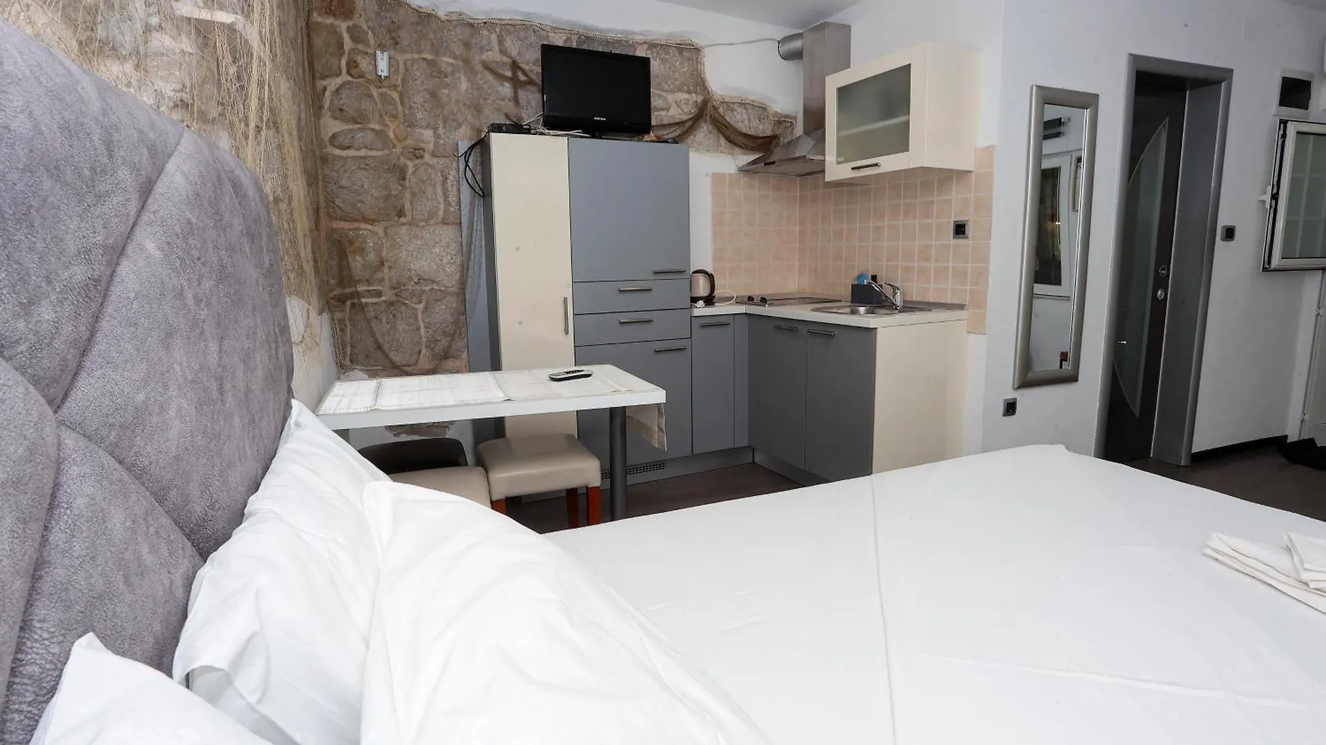 Apartments Nikolla 스플리트 크로아티아