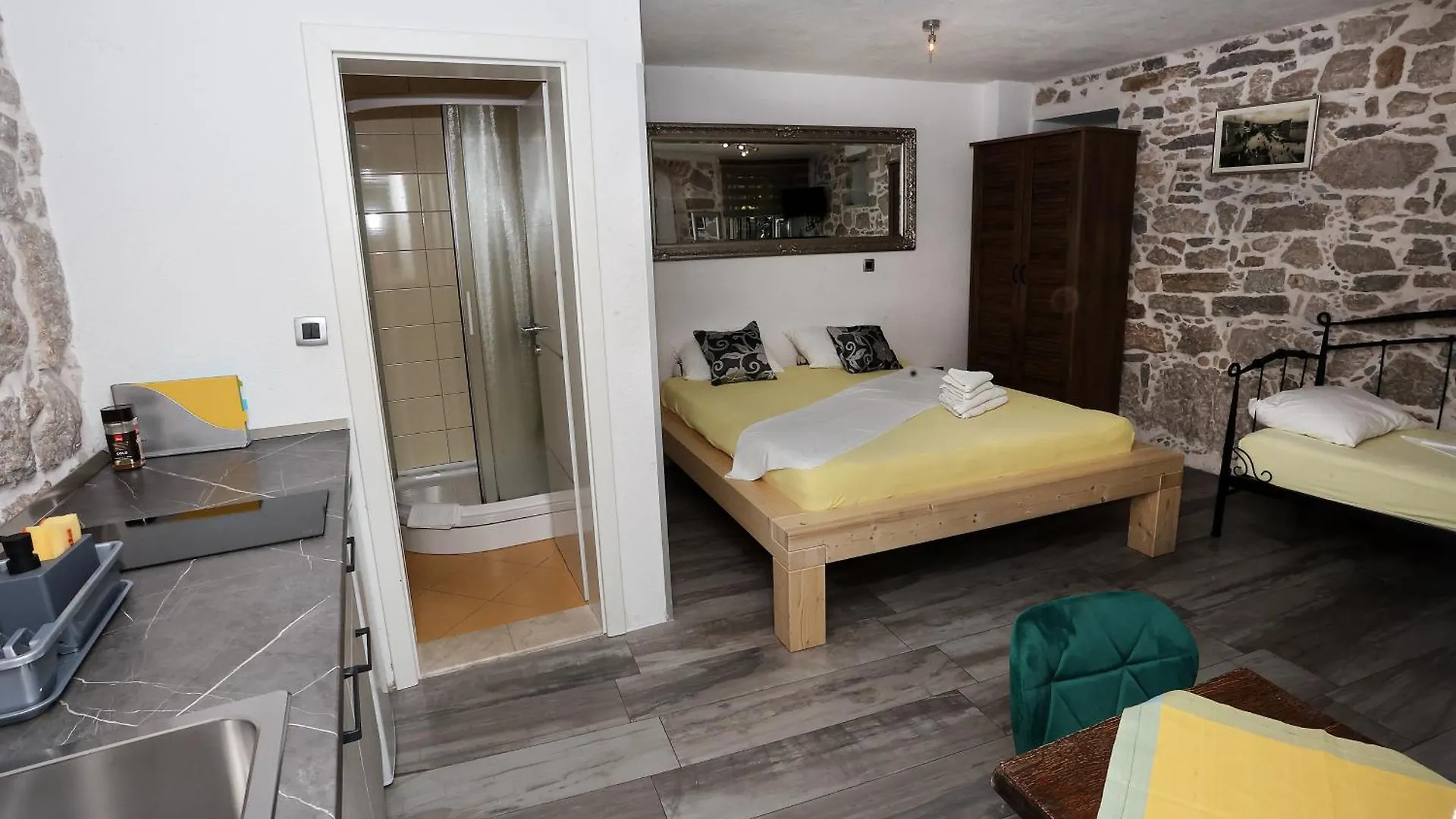 Apartments Nikolla 스플리트 크로아티아