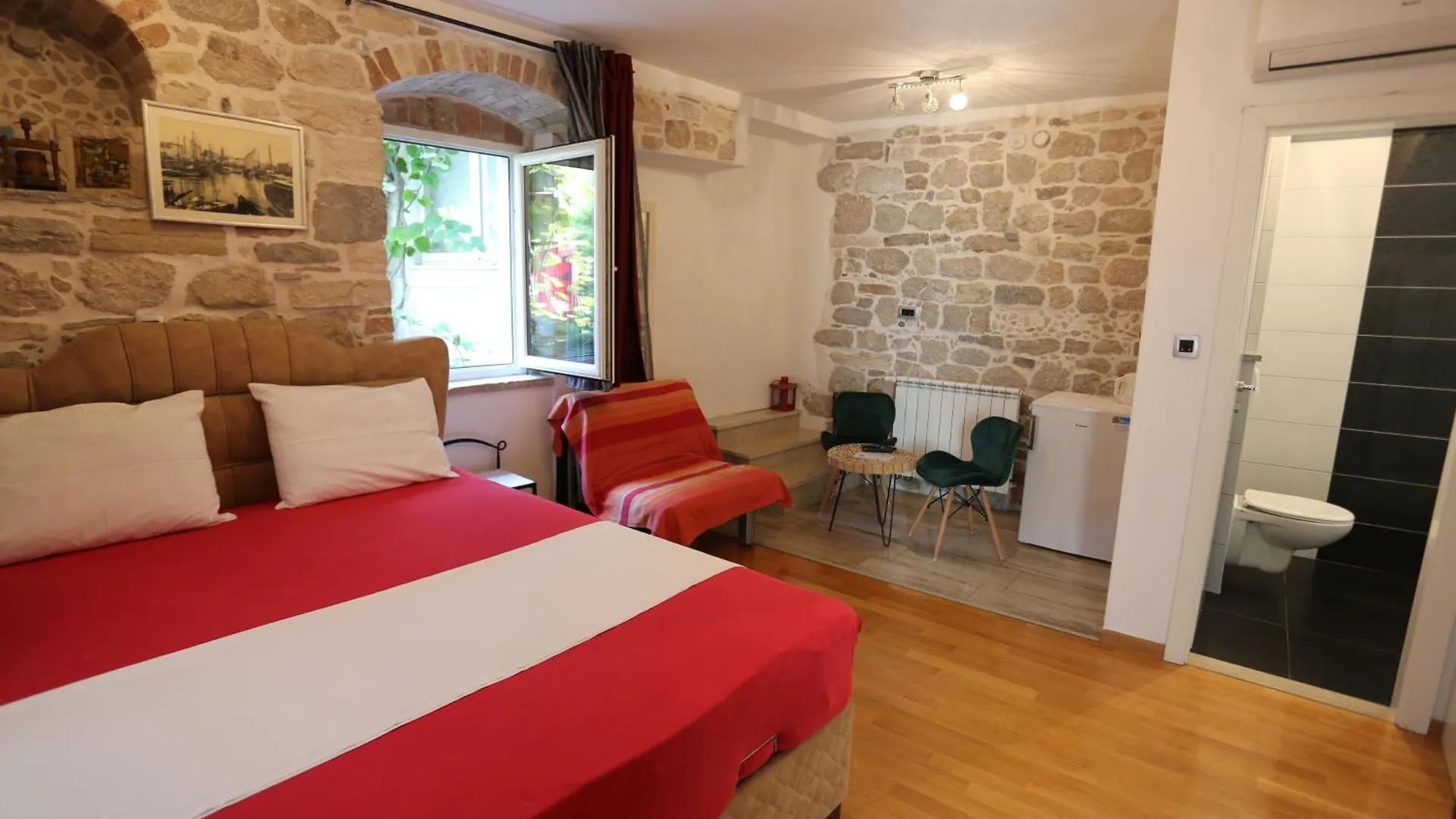 Apartments Nikolla Split