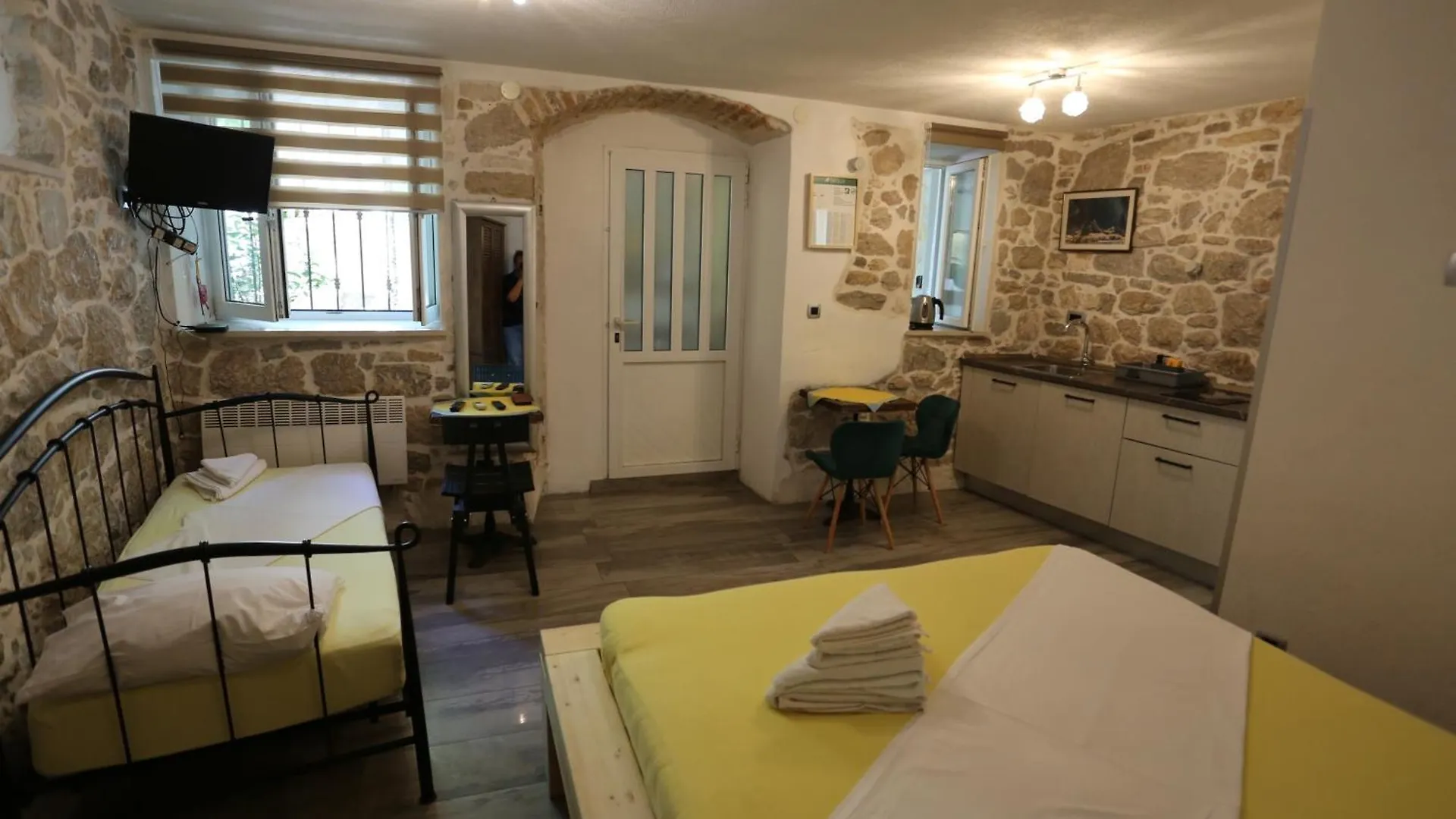 Apartments Nikolla Split