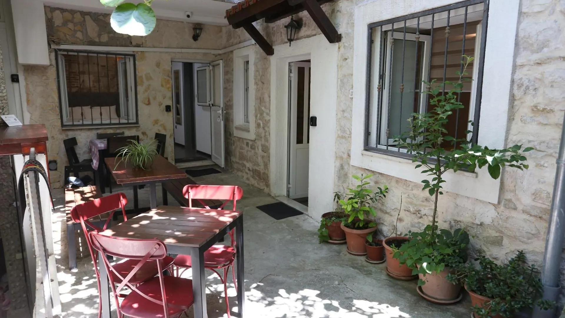 Apartments Nikolla Split